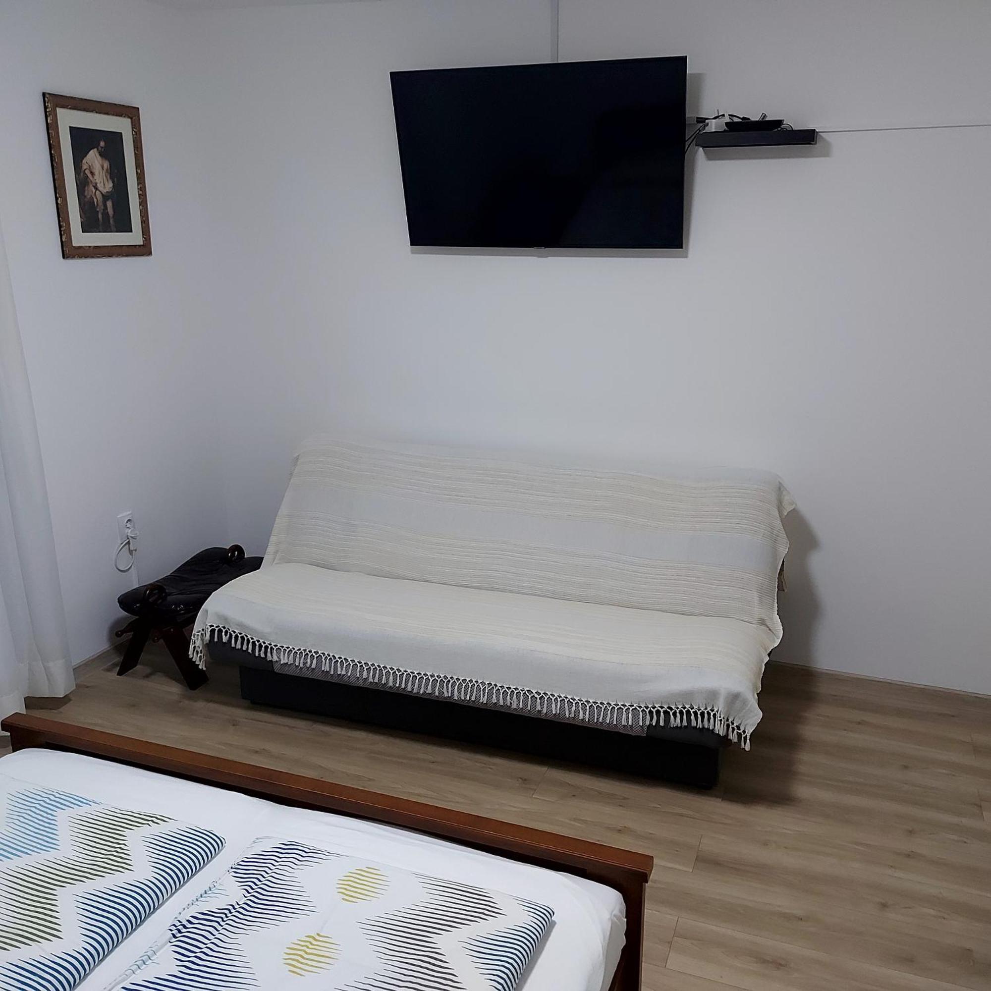 Apartmani Slavulj Fazana Exterior photo